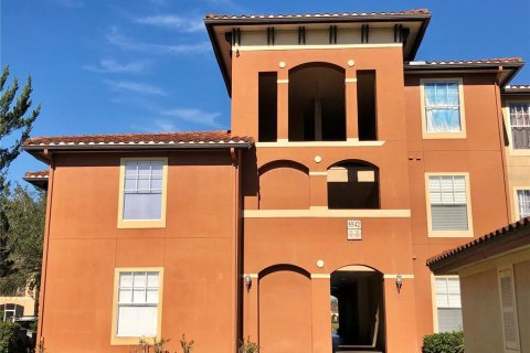 Condominio en Orlando, Florida, 2 dormitorios  № 2100859