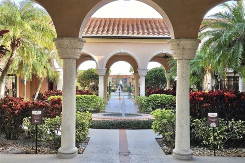 Condominio en alquiler en Orlando, Florida, 2 dormitorios, 99.68 m2 № 2100859 - foto 21