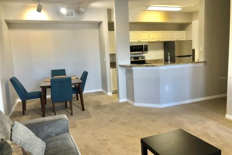 Condominio en alquiler en Orlando, Florida, 2 dormitorios, 99.68 m2 № 2100859 - foto 5