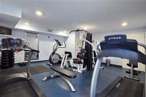 Condominio en alquiler en Miami Beach, Florida, 2 dormitorios, 91.14 m2 № 1993912 - foto 6