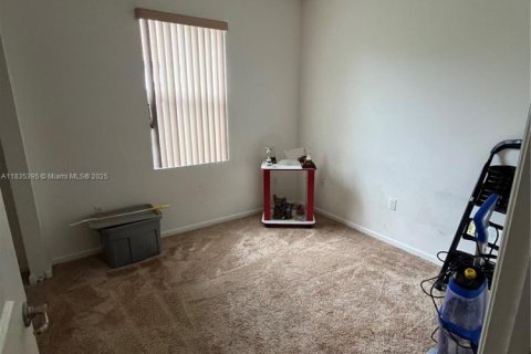 House in Homestead, Florida 4 bedrooms, 149.67 sq.m. № 1964903 - photo 9