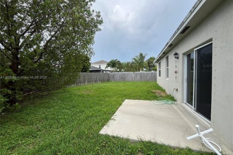 House in Homestead, Florida 4 bedrooms, 149.67 sq.m. № 1964903 - photo 22