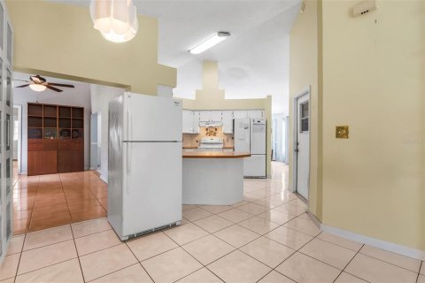 Villa ou maison à vendre à Kissimmee, Floride: 4 chambres, 185.99 m2 № 2148172 - photo 7
