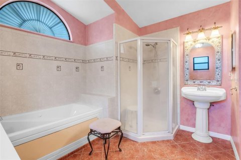 Villa ou maison à vendre à Kissimmee, Floride: 4 chambres, 185.99 m2 № 2148172 - photo 13