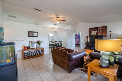 Casa en venta en Ocala, Florida, 3 dormitorios № 2013925 - foto 18