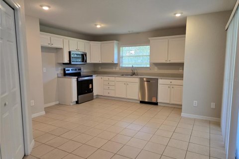 Casa en venta en Summerfield, Florida, 2 dormitorios, 150.22 m2 № 1856780 - foto 13