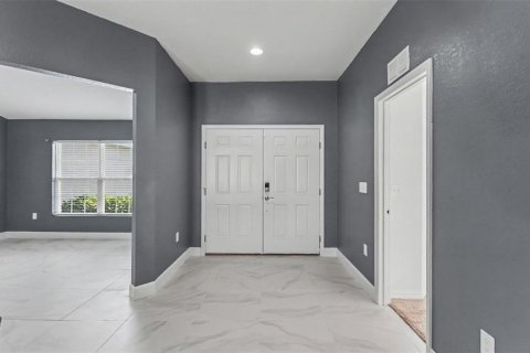 House in Bartow, Florida 4 bedrooms, 174.47 sq.m. № 2323318 - photo 4