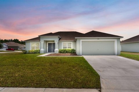 House in Bartow, Florida 4 bedrooms, 174.47 sq.m. № 2323318