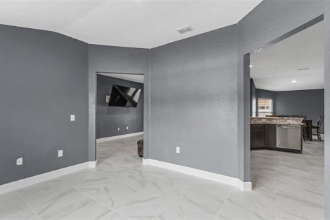 House in Bartow, Florida 4 bedrooms, 174.47 sq.m. № 2323318 - photo 18