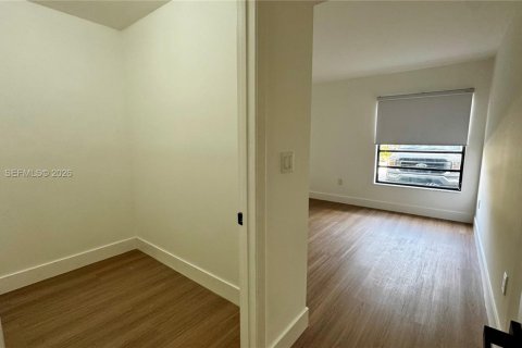 Купить кондоминиум в Майами, Флорида 2 спальни, 108.7м2, № 2025523 - фото 9