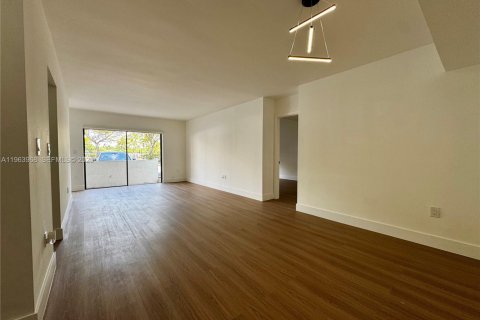 Купить кондоминиум в Майами, Флорида 2 спальни, 108.7м2, № 2025523 - фото 16