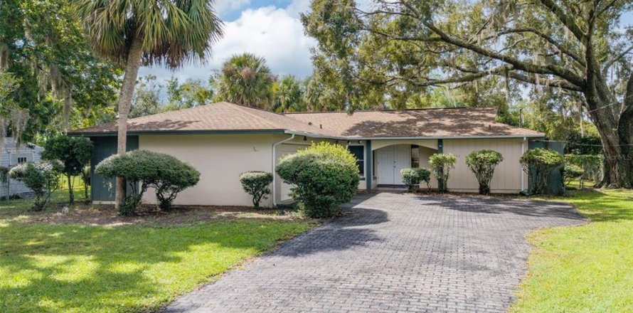 Casa en Crystal River, Florida 3 dormitorios, 189.99 m2 № 1894912