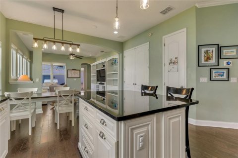 Villa ou maison à vendre à Orlando, Floride: 4 chambres, 310.48 m2 № 2156355 - photo 18