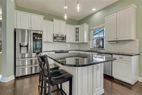 Villa ou maison à vendre à Orlando, Floride: 4 chambres, 310.48 m2 № 2156355 - photo 17