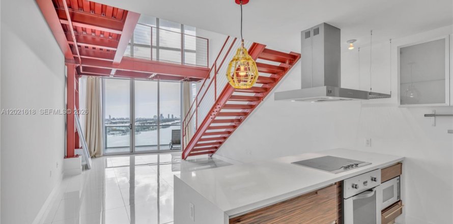 Condo in Miami, Florida, 2 bedrooms  № 2077910