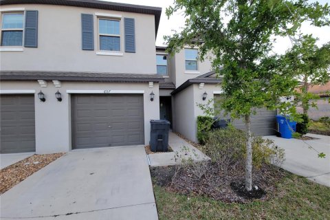 Adosado en venta en Ruskin, Florida, 3 dormitorios, 166.85 m2 № 1580147 - foto 1