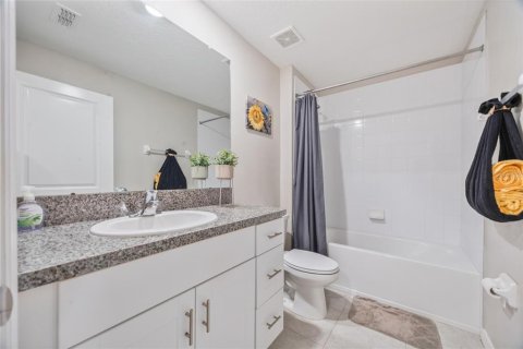 Adosado en venta en Ruskin, Florida, 3 dormitorios, 166.85 m2 № 1580147 - foto 25