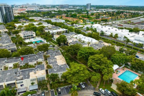 Купить таунхаус в Авентура, Флорида 3 спальни, 123.56м2, № 2056971 - фото 25