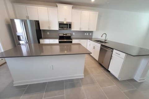 Adosado en alquiler en Orlando, Florida, 3 dormitorios, 151.99 m2 № 2209229 - foto 3