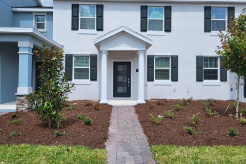 Adosado en Orlando, Florida 3 dormitorios, 151.99 m2 № 2209229