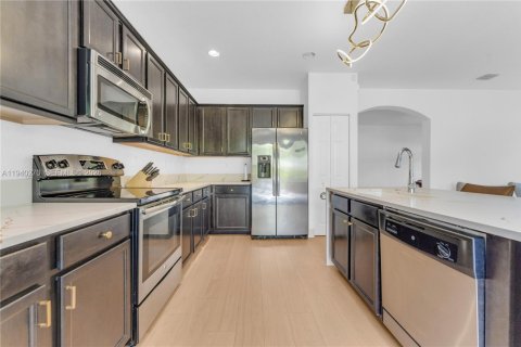 Купить виллу или дом в Майами, Флорида 4 спальни, 210.42м2, № 1997373 - фото 8