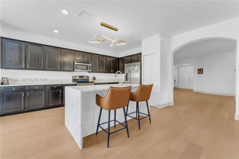 Купить виллу или дом в Майами, Флорида 4 спальни, 210.42м2, № 1997373 - фото 6