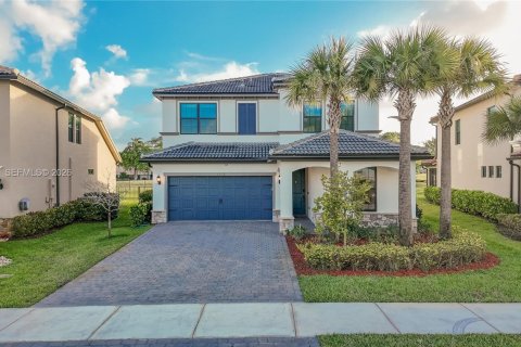 House in Tamarac, Florida 4 bedrooms, 218.97 sq.m. № 2065202 - photo 15