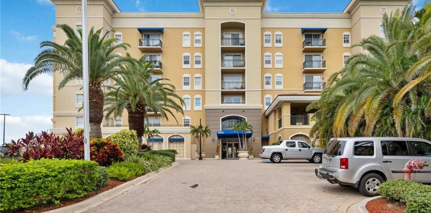 Condo in Sarasota, Florida, 3 bedrooms  № 1790107