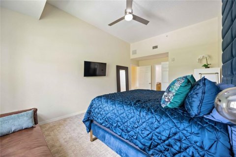 Condo in Sarasota, Florida, 3 bedrooms  № 1790107 - photo 21
