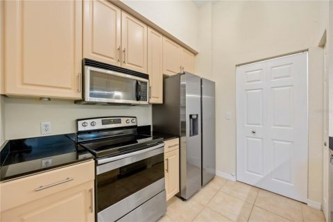 Condo in Sarasota, Florida, 3 bedrooms  № 1790107 - photo 12