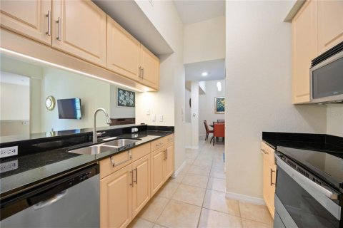 Condo in Sarasota, Florida, 3 bedrooms  № 1790107 - photo 13