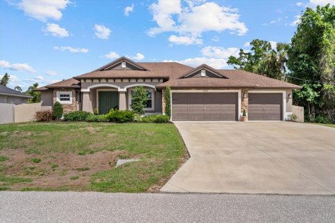 House in North Port, Florida 3 bedrooms, 178.37 sq.m. № 2119065