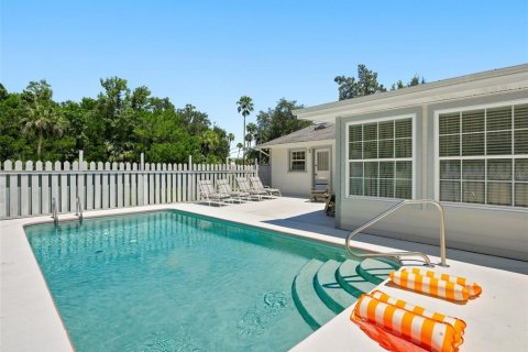 Villa ou maison à vendre à Crystal River, Floride: 3 chambres, 185.8 m2 № 2355015 - photo 4