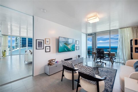 Condo in Miami Beach, Florida, 4 bedrooms  № 1922245 - photo 20