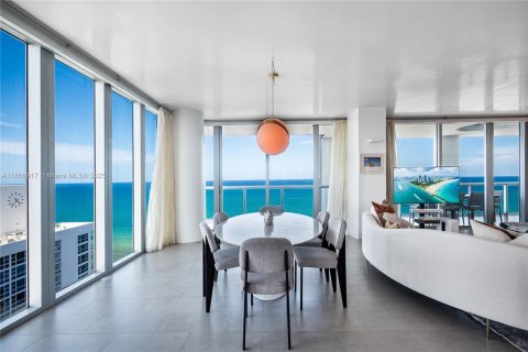Condo in Miami Beach, Florida, 4 bedrooms  № 1922245 - photo 3