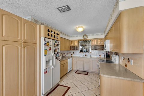 House in Ocala, Florida 3 bedrooms, 169.64 sq.m. № 1849503 - photo 11