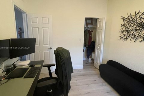 Купить таунхаус в Хайалиа, Флорида 3 спальни, 147.06м2, № 1984071 - фото 16