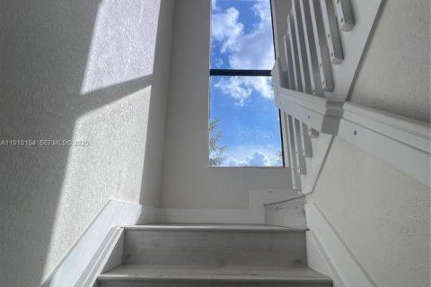 Купить таунхаус в Хайалиа, Флорида 3 спальни, 147.06м2, № 1984071 - фото 10