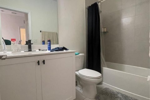 Купить таунхаус в Хайалиа, Флорида 3 спальни, 147.06м2, № 1984071 - фото 17