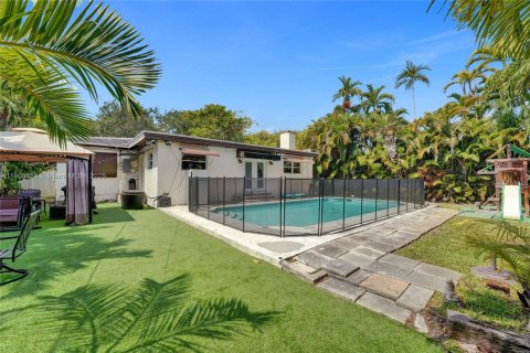 Casa en venta en Hallandale Beach, Florida, 3 dormitorios, 176.89 m2 № 1752448 - foto 20