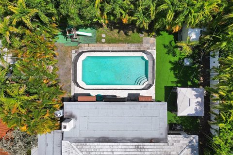 Casa en venta en Hallandale Beach, Florida, 3 dormitorios, 176.89 m2 № 1752448 - foto 14