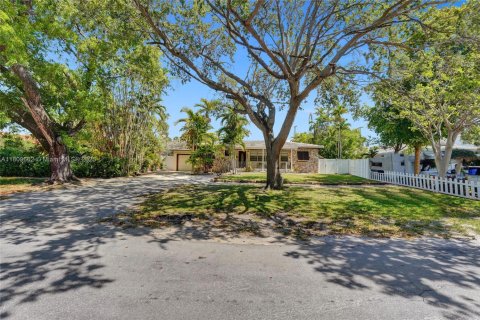 Casa en venta en Hallandale Beach, Florida, 3 dormitorios, 176.89 m2 № 1752448 - foto 3