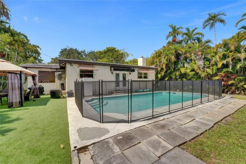 Casa en venta en Hallandale Beach, Florida, 3 dormitorios, 176.89 m2 № 1752448 - foto 21