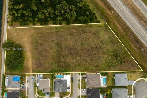 Immobilier commercial à vendre à Homestead, Floride № 2390131 - photo 7
