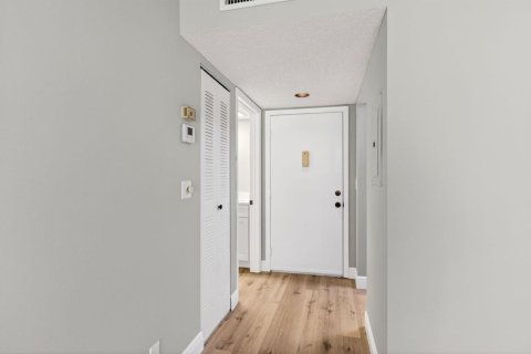 Купить кондоминиум в Делрей-Бич, Флорида 6 комнат, 63.17м2, № 2147356 - фото 14