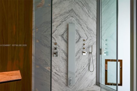 Купить кондоминиум в Майами, Флорида 3 спальни, 232.53м2, № 2149246 - фото 16