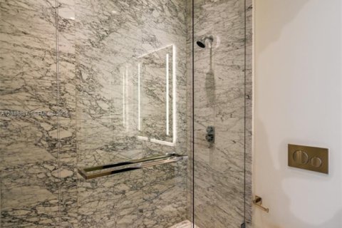 Купить кондоминиум в Майами, Флорида 3 спальни, 232.53м2, № 2149246 - фото 22