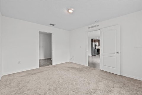 Villa ou maison à louer à Poinciana, Floride: 3 chambres, 128.48 m2 № 2384321 - photo 10