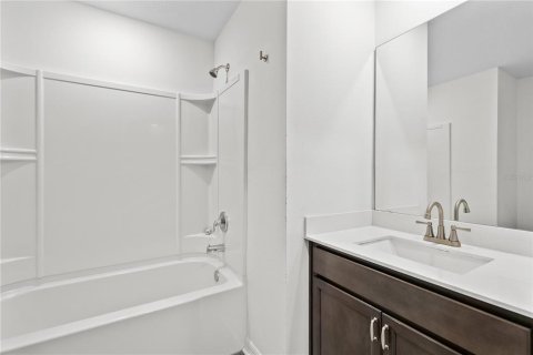 Villa ou maison à louer à Poinciana, Floride: 3 chambres, 128.48 m2 № 2384321 - photo 5