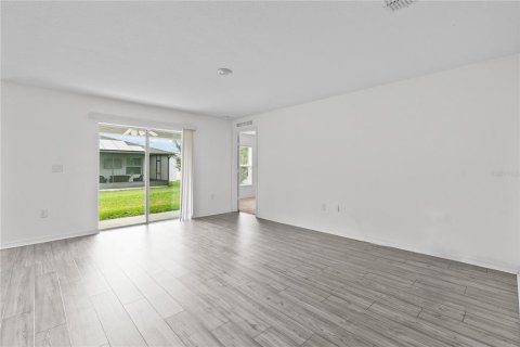 Villa ou maison à louer à Poinciana, Floride: 3 chambres, 128.48 m2 № 2384321 - photo 15